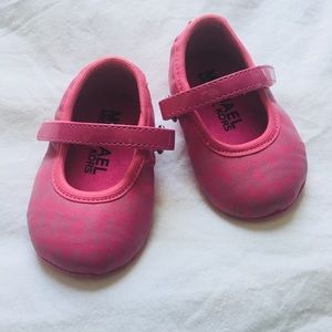 Michael Kors Baby Girls ‘Mara Ari’ Infant Shoe